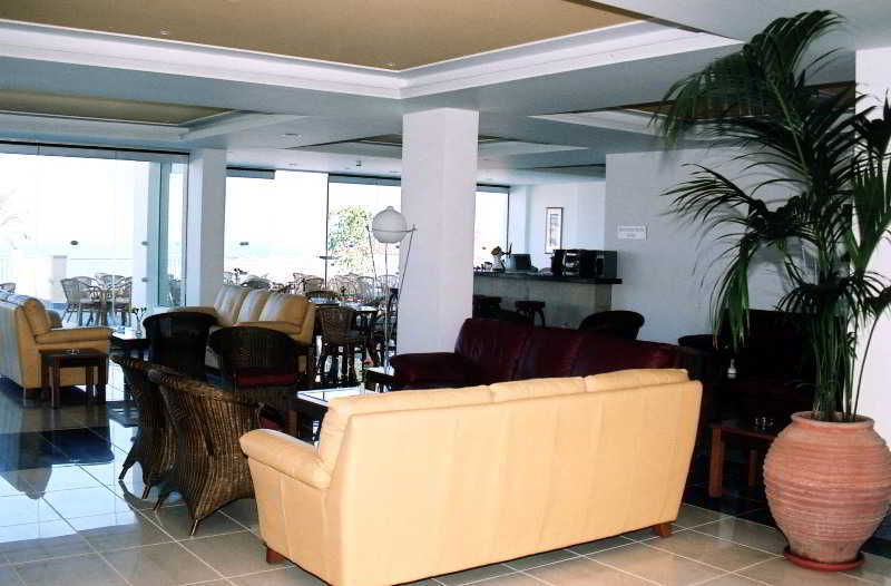 St. George Gardens & Suites Klorakas Extérieur photo